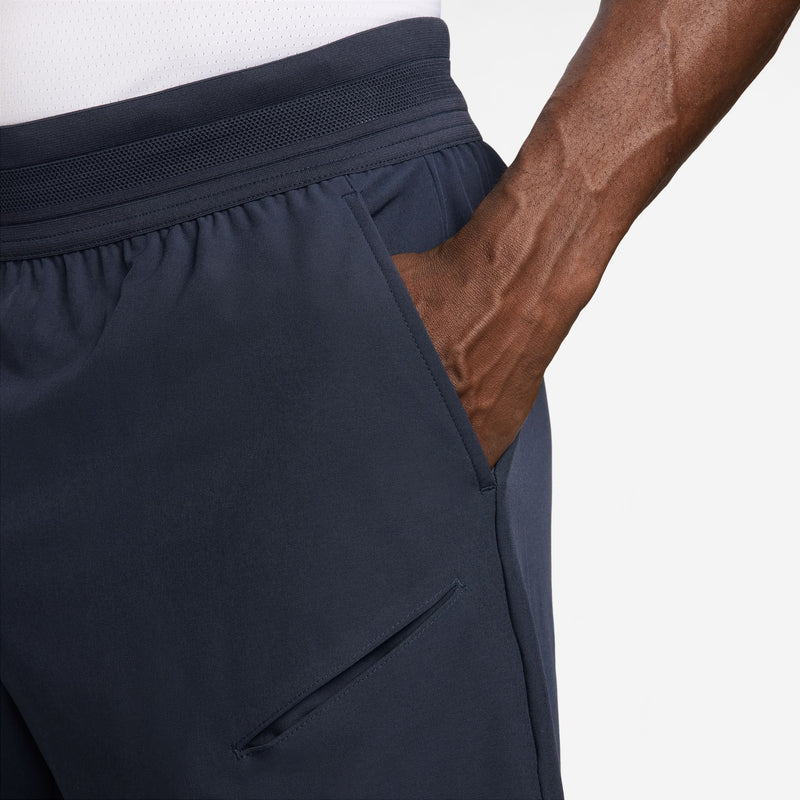 Court Advantage Slam Short in Dark Obsidian/Sapphire/White