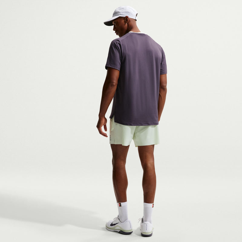 Men's Court Advantage Dri-FIT 6" Tennis Shorts in Volt Tint/Black