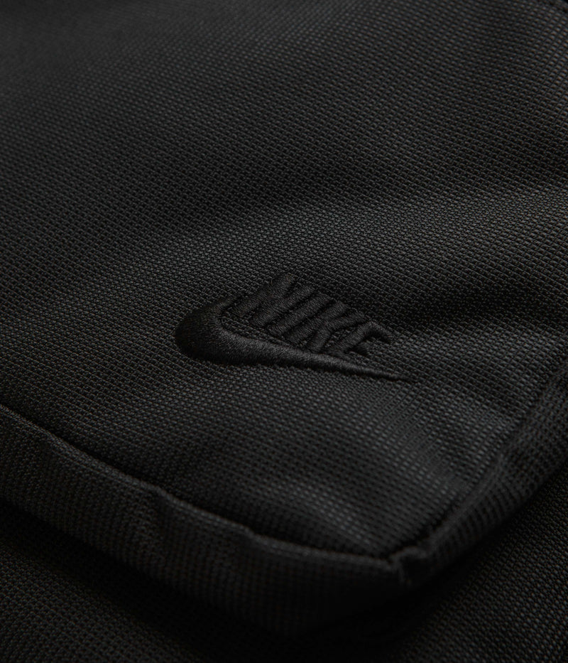 Nike Heritage Eugene Backpack in Black and Black / Black