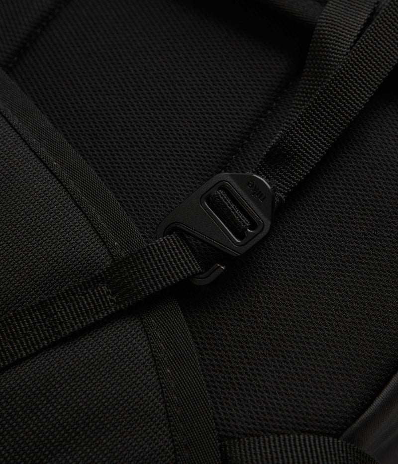 Nike Heritage Eugene Backpack in Black and Black / Black