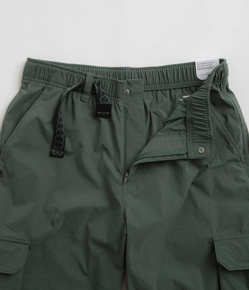 Nike SB Kearny Cargo Pants in Vintage Green and White