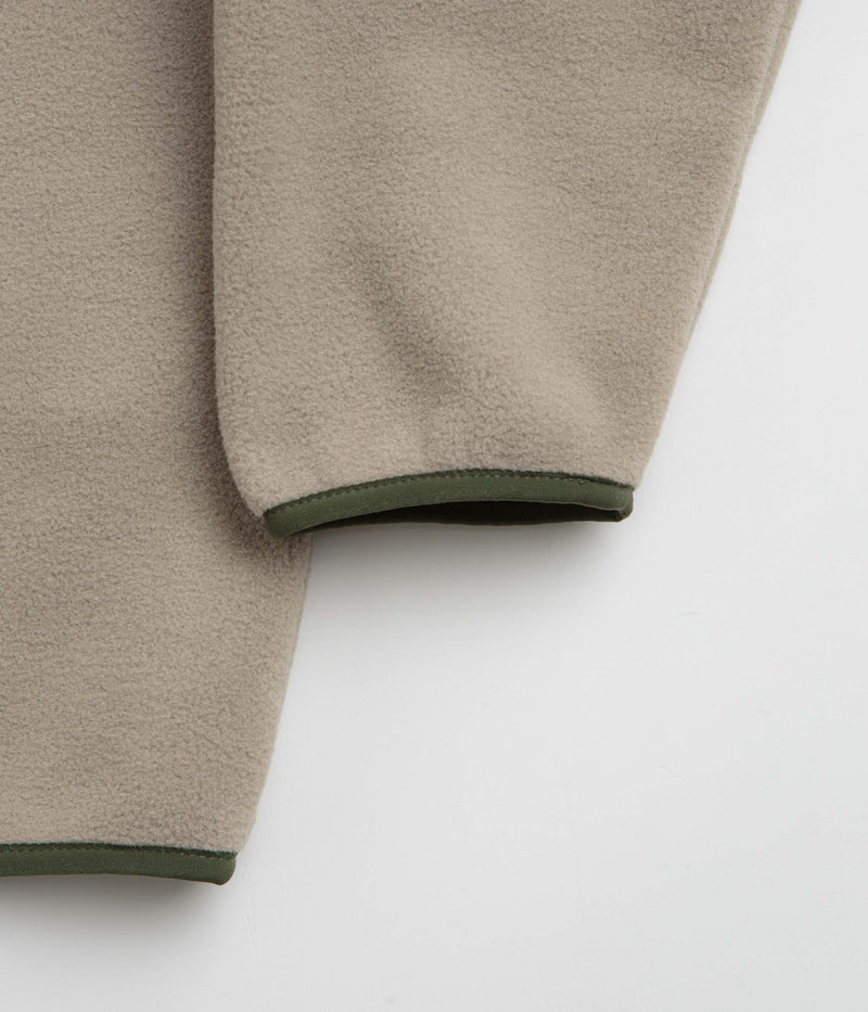 Patagonia Synchilla Snap-T Pullover Fleece in Seabird Grey